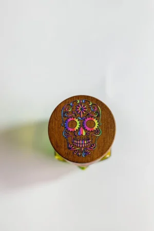 Stash stakleni sa drvenim poklopcem